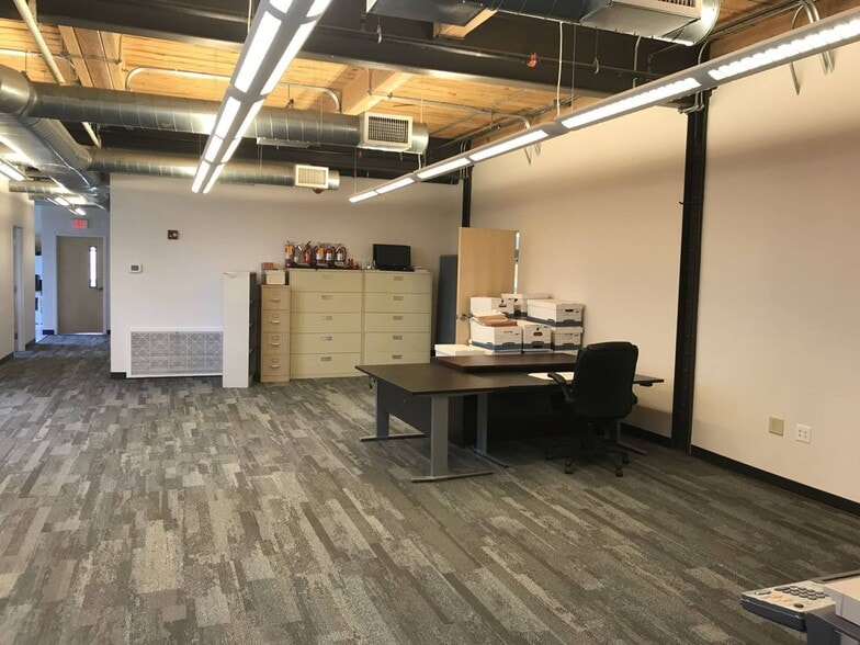 More Photos Of 415 Lisbon St, Lewiston Office For Sale