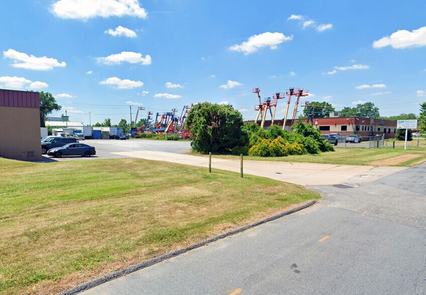 More Photos Of 113 Holsum Way, Glen Burnie Land For Lease