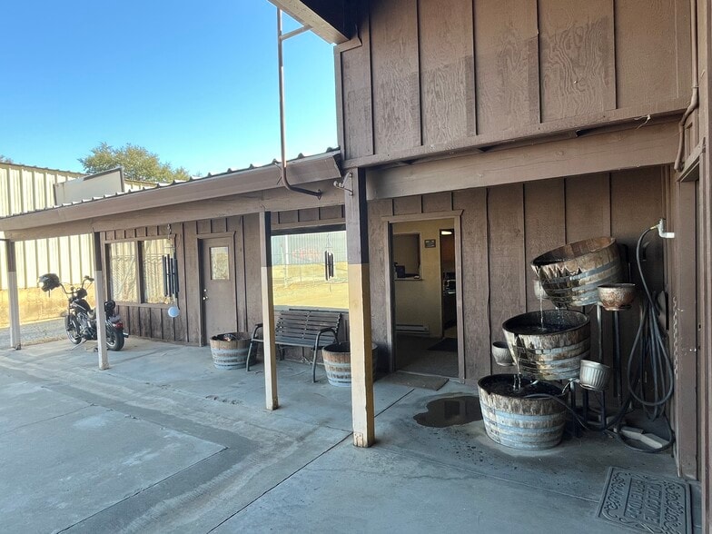 More Photos Of 13530 Saint Marys Ave, Red Bluff Industrial For Sale