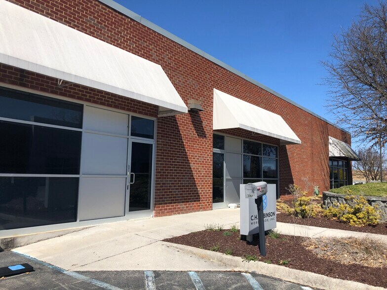 More Photos Of 3826 Thirlane Rd NW, Roanoke Loft Creative Space For Lease