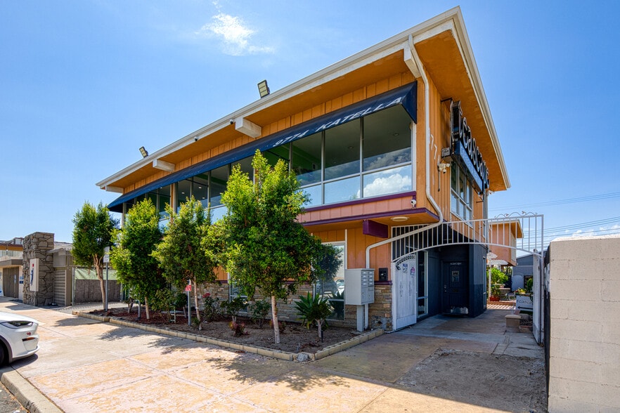 More Photos Of 9774 Katella Ave, Anaheim Medical For Sale