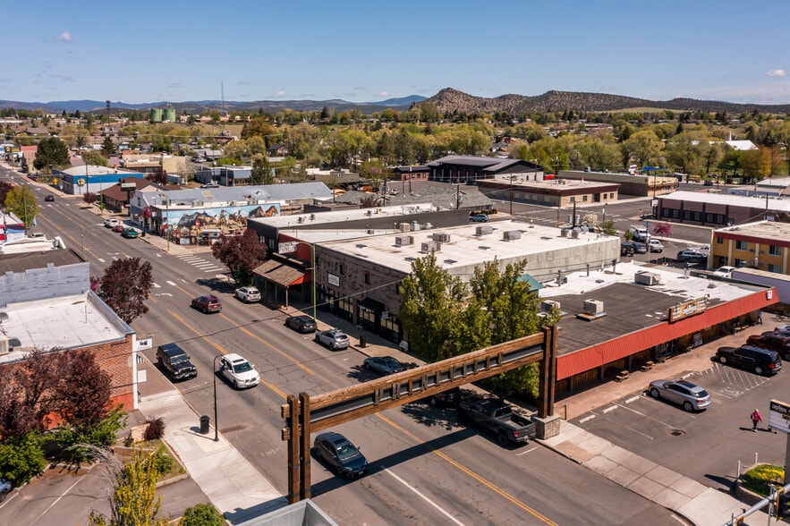 More Photos Of 320 N Main St, Prineville Storefront Retail Office For Sale