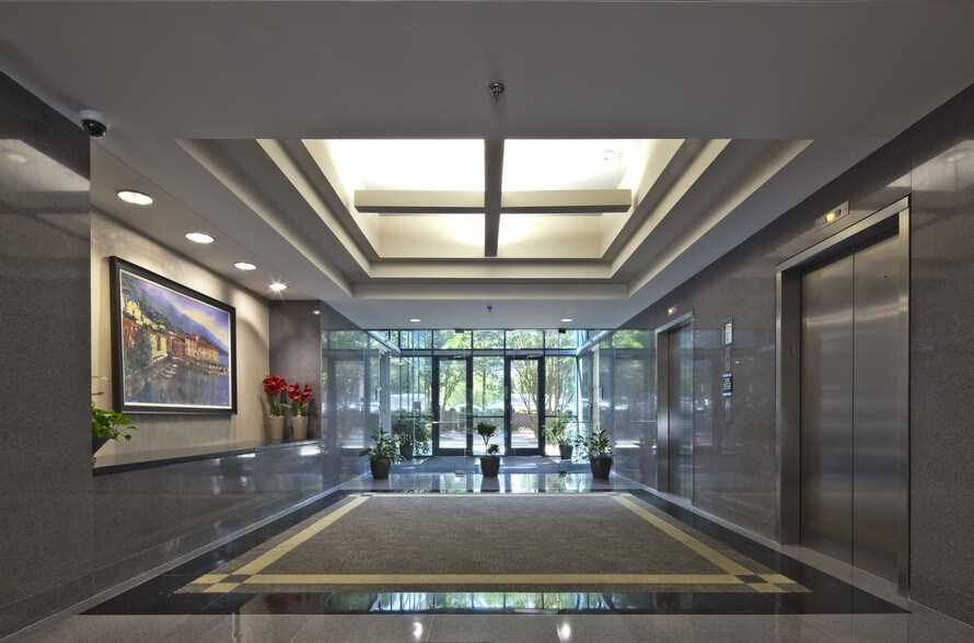 More Photos Of 5510 Six Forks Rd, Raleigh Office For Lease