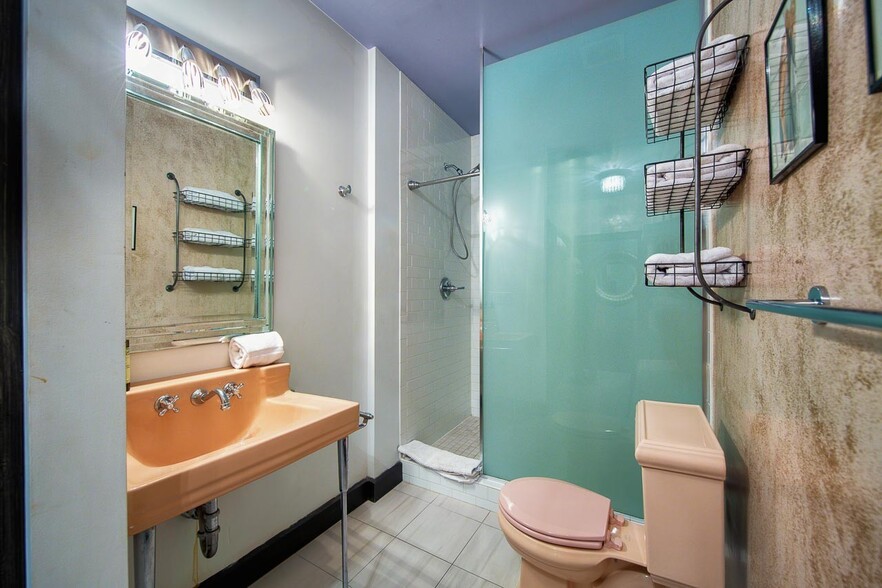 More Photos Of 213 Printers Aly, Nashville General Retail For Sale