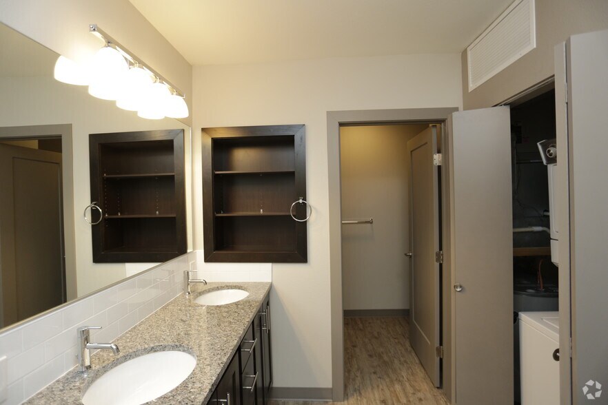 More Photos Of 429 W Central Ave, Wichita Apartments For Sale