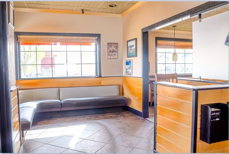 More Photos Of 2610 W Memorial Rd, Oklahoma City Restaurant For Sale