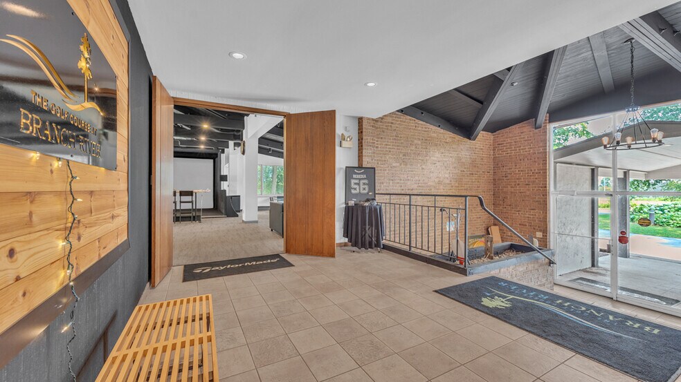 More Photos Of 3212 N Union Rd, Cato Golf Course Driving Range For Sale