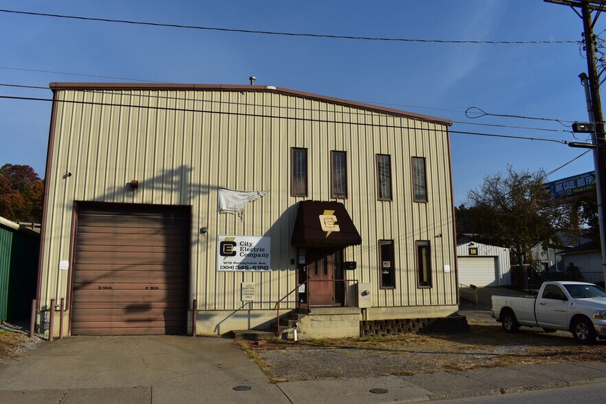 More Photos Of 1219 Pennsylvania Ave, Charleston Industrial For Sale