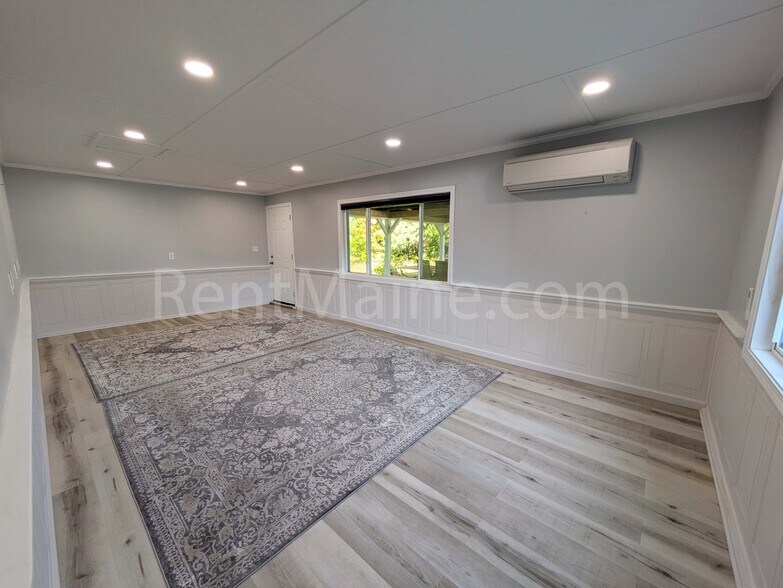 More Photos Of 40 Western Ave, Hampden Office For Lease