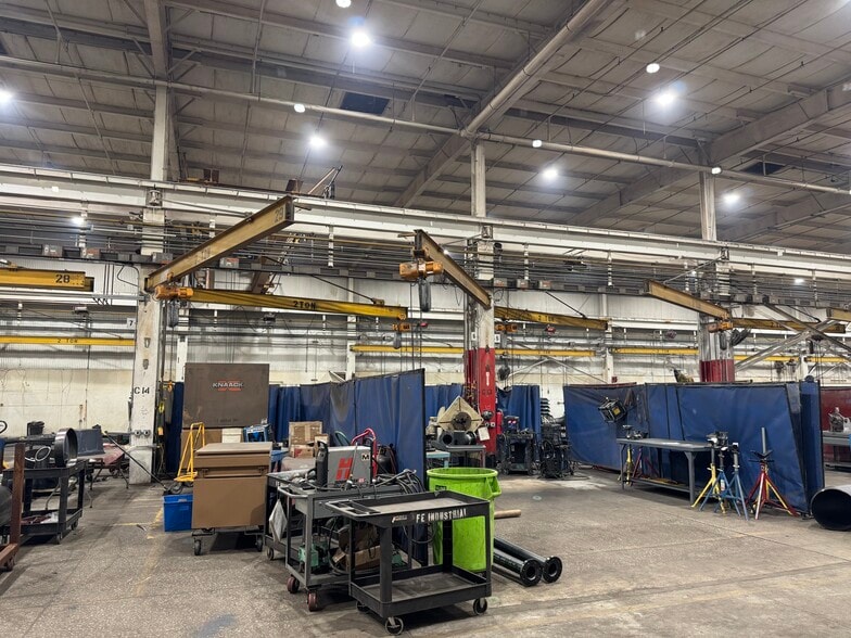 More Photos Of 2300 Michigan St, Hammond Warehouse For Lease