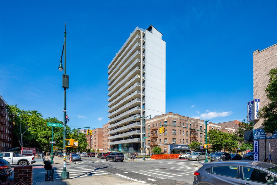 Primary Photo Of 271 Lenox Rd, Brooklyn Apartments For Lease