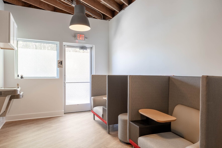 More Photos Of 1107 Margaret St, Jacksonville Loft Creative Space For Lease
