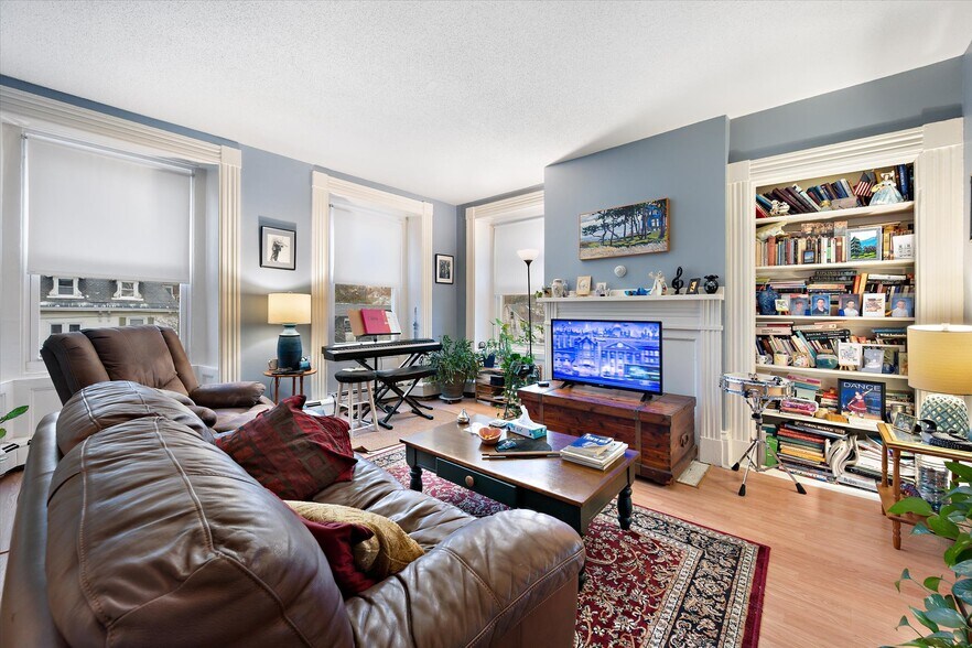 More Photos Of 72 3rd St, Bangor Apartments For Sale