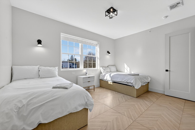 More Photos Of 82 Liberty St, Monticello Apartments For Sale