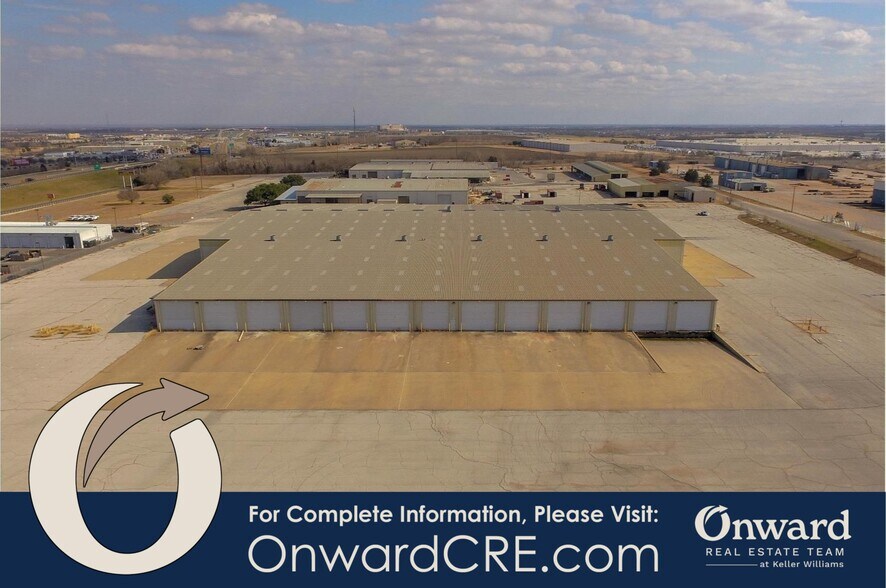 More Photos Of 1001 W Loop 340, Waco Distribution For Lease
