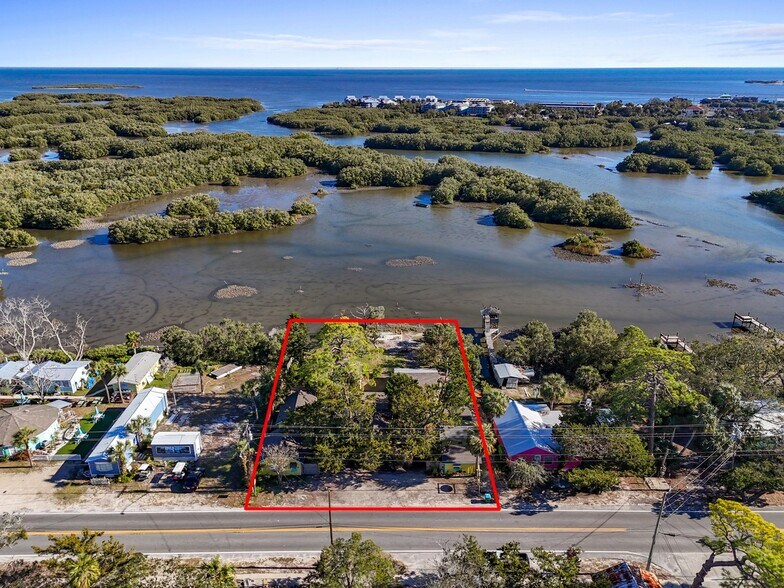 More Photos Of 12685 FL-24, Cedar Key Hotel For Sale