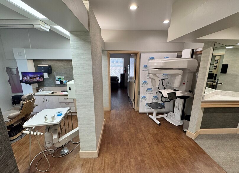 More Photos Of 8001 N Macarthur Blvd, Oklahoma City Medical For Lease