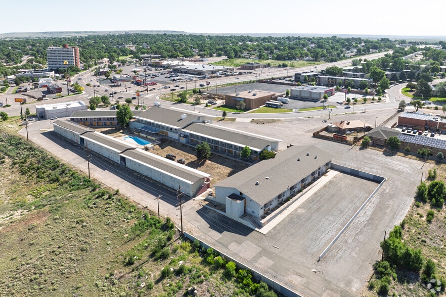 More Photos Of 2001 N Hudson Ave, Pueblo Hotel For Sale