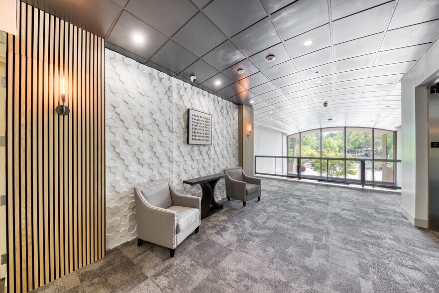 More Photos Of 3675 Crestwood Pkwy NW, Duluth Office Residential For Lease