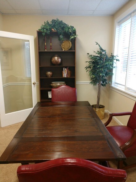 More Photos Of 511 Shepherd St, Winston-Salem Office For Lease
