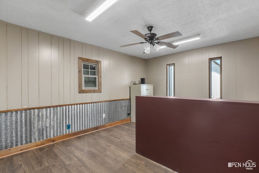 More Photos Of 9478 Seymour Hwy, Wichita Falls Industrial For Sale