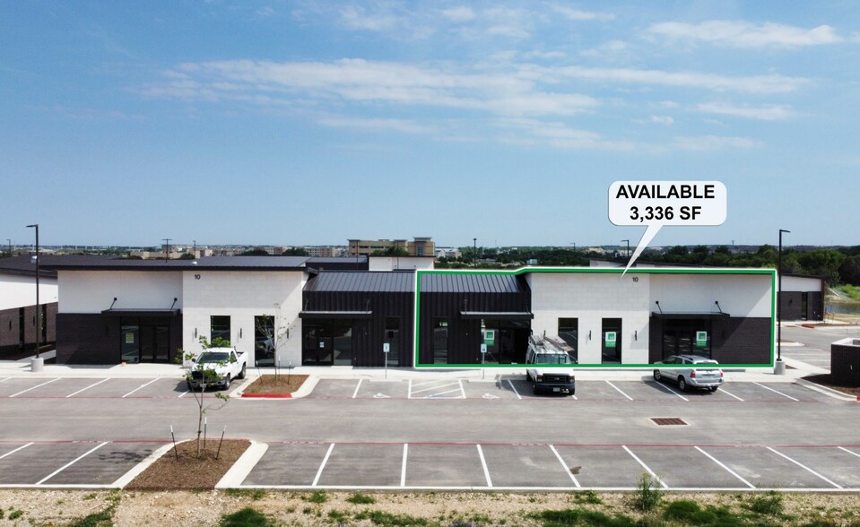 More Photos Of 10861 183A, Leander General Retail For Sale