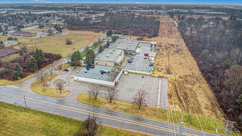 More Photos Of 1507 Walli Strasse Dr, Burton Freestanding For Sale