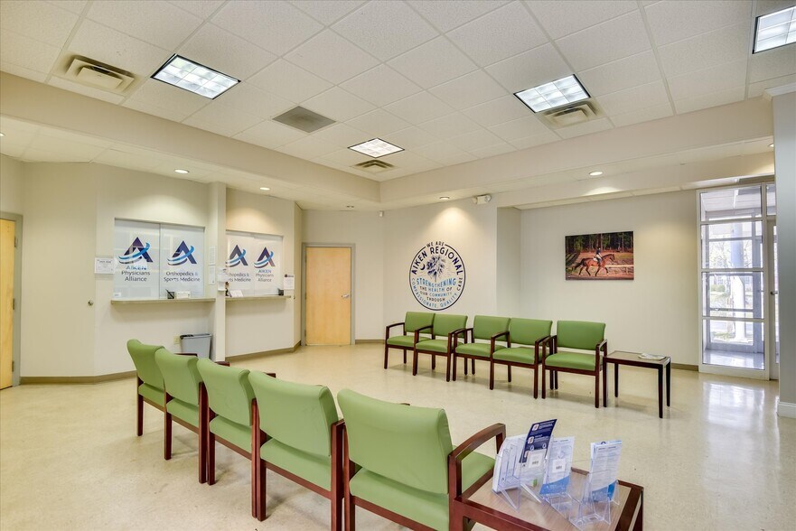 More Photos Of 191 Center South Blvd, Aiken Medical For Sale