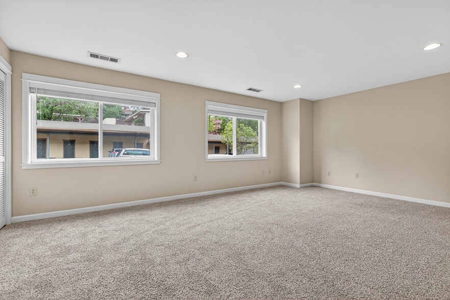 More Photos Of 230 Grant St, Ashland Apartments For Sale