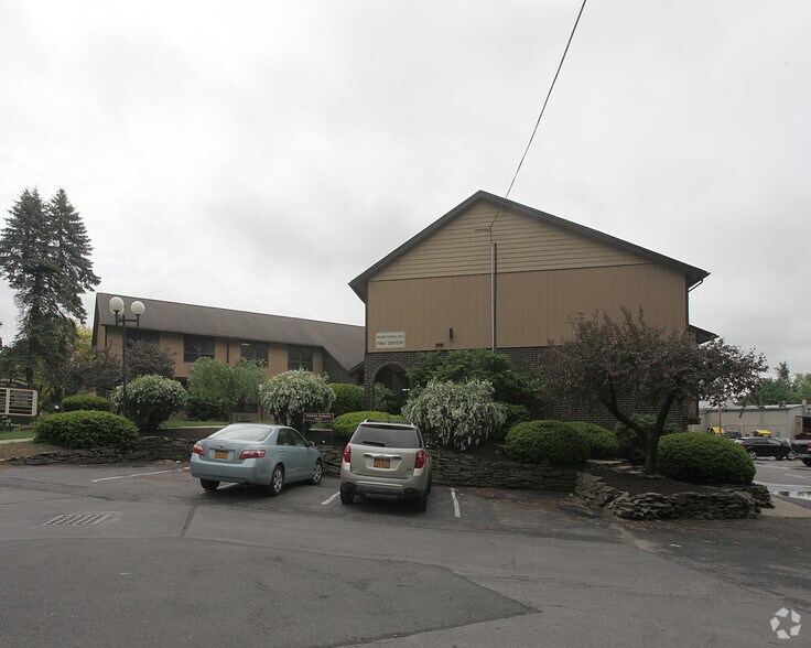 More Photos Of 105 Lake Hill Rd, Burnt Hills Medical For Lease
