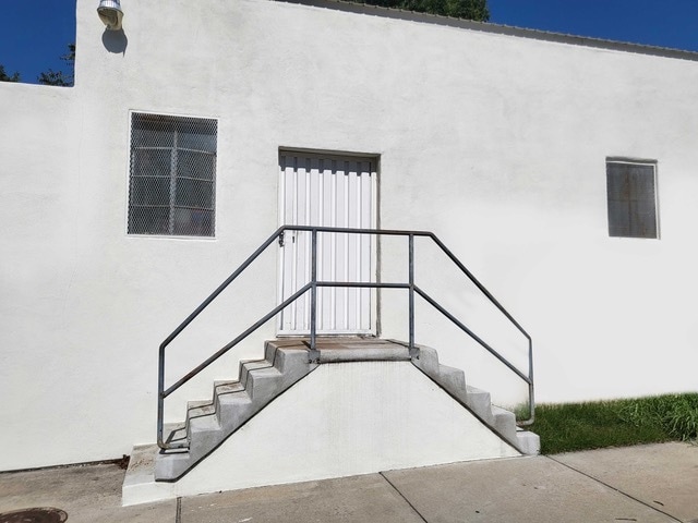 More Photos Of 2519 E 5th St, Austin Warehouse For Lease
