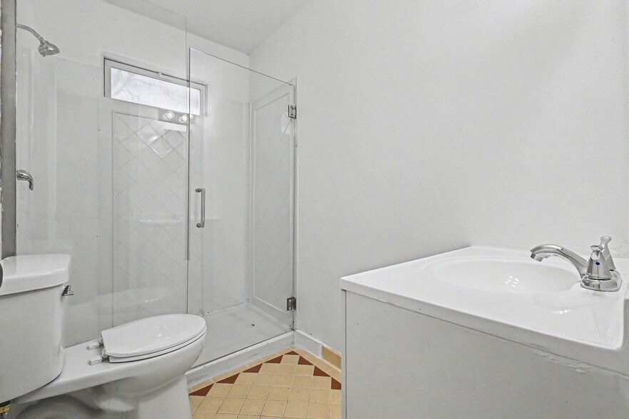 More Photos Of 4501 Lafayette Ave, Omaha Apartments For Sale