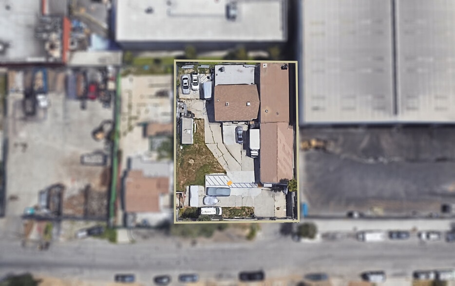 More Photos Of 1528 N Bonnie Beach Pl, Los Angeles Warehouse For Sale