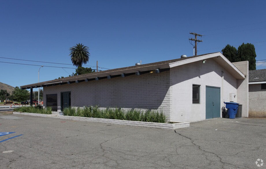 Primary Photo Of 4943 La Sierra Ave, Riverside Freestanding For Lease