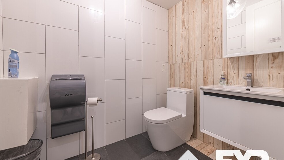 More Photos Of 1109 Fulton St, Brooklyn Storefront Retail Residential For Lease