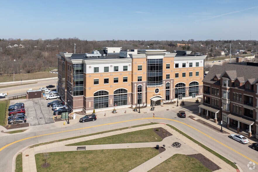 More Photos Of 555 Midtowne St, Grand Rapids Medical For Lease