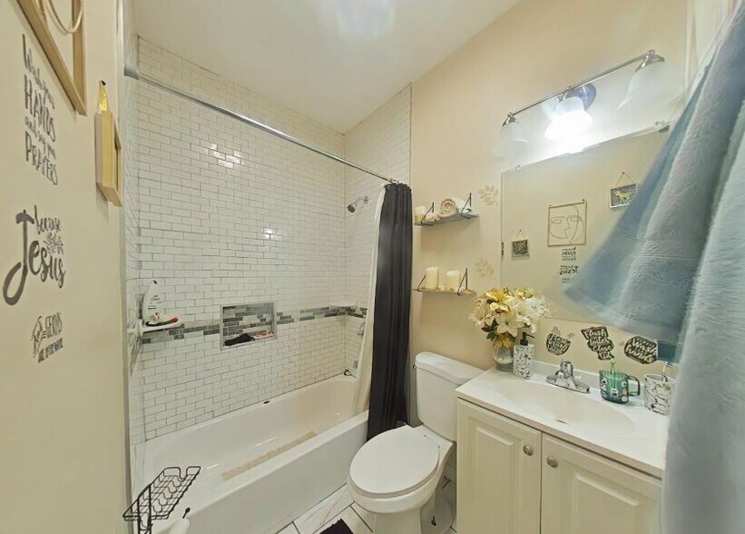 More Photos Of 5900 Market St, Philadelphia Storefront Retail Residential For Sale