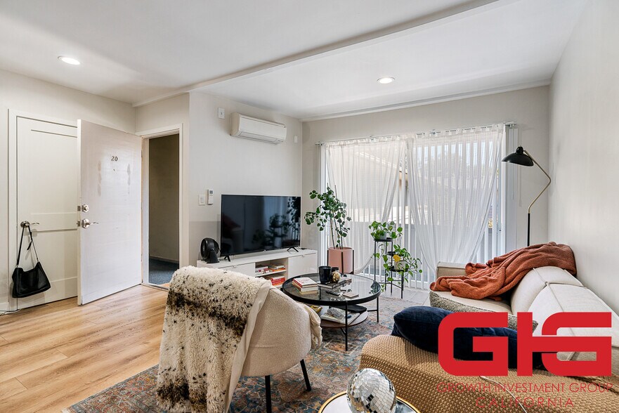 More Photos Of 239 S Madison Ave, Pasadena Apartments For Sale