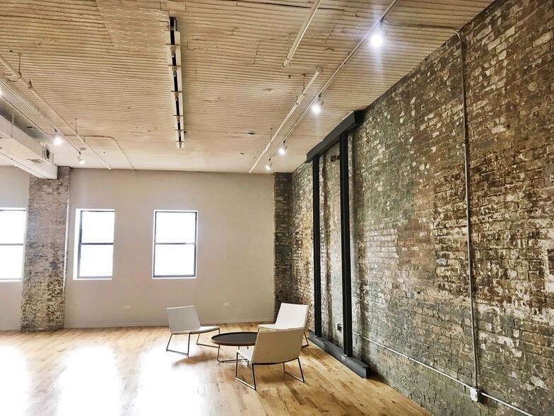 More Photos Of 845 W Washington Blvd, Chicago Loft Creative Space For Lease