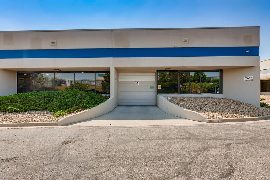 More Photos Of 7070 S Tucson Way, Englewood Flex For Lease