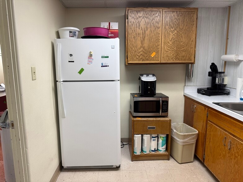 More Photos Of 1948 E Grand Ave, Laramie Office For Lease