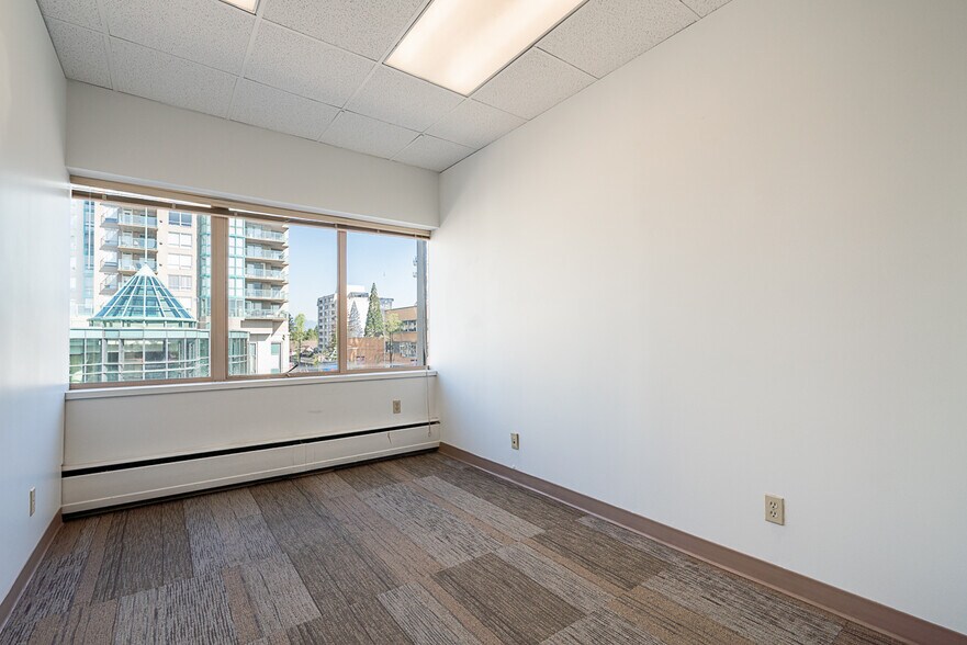 More Photos Of 550 Sixth St, New Westminster Office For Lease