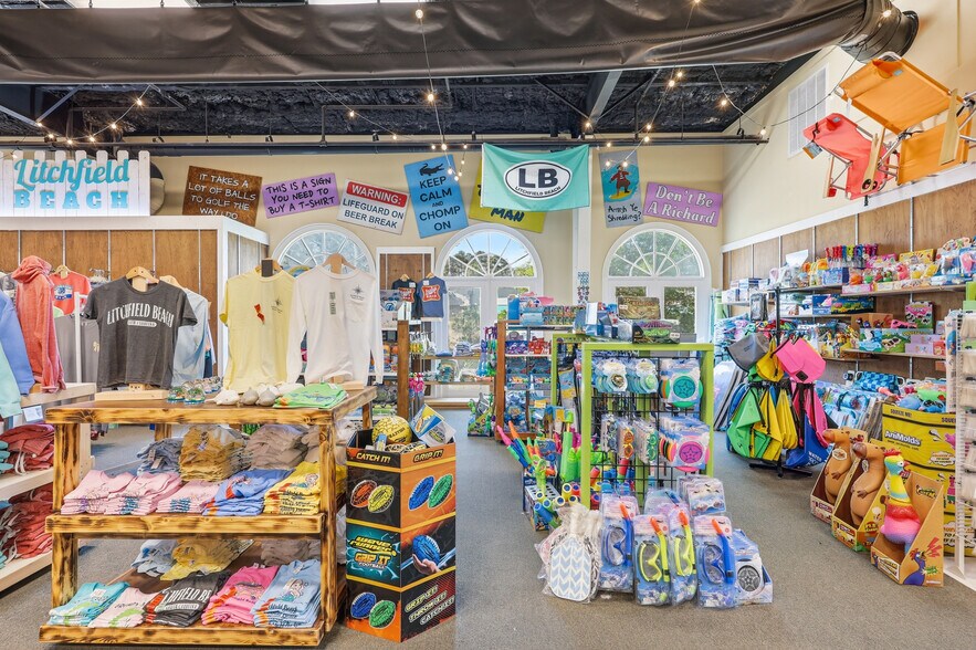 More Photos Of 14319 Ocean Hwy, Pawleys Island General Retail For Sale