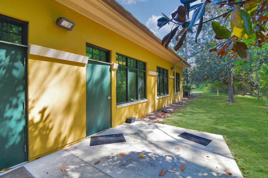 More Photos Of 315 W Town Pl, Saint Augustine Office For Sale
