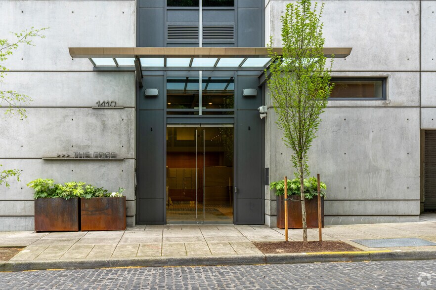 More Photos Of 1405 NW Johnson St, Portland Apartments For Sale