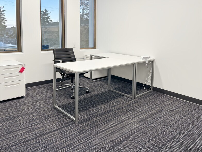 More Photos Of 15111 8th Ave SW, Burien Coworking Space