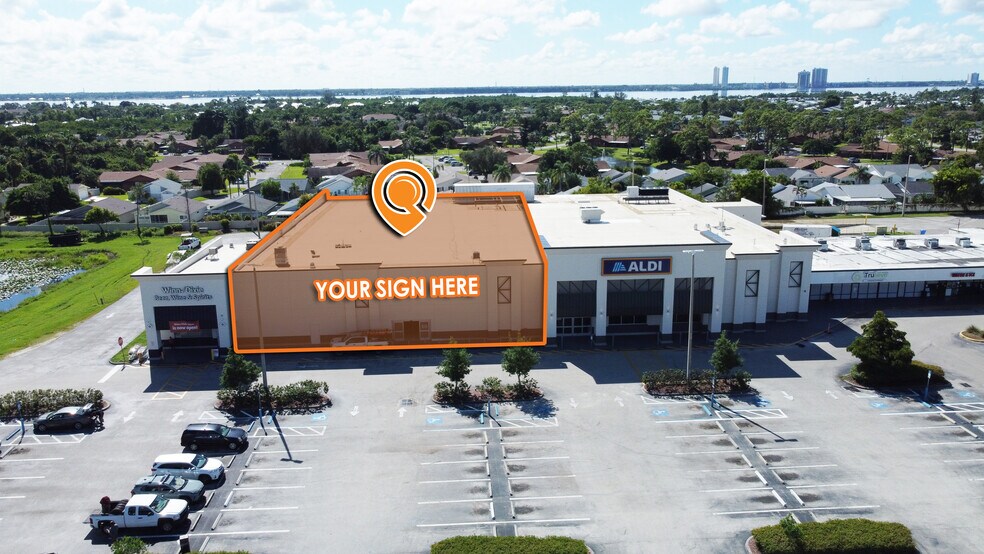 Primary Photo Of 5660 Bayshore Rd, North Fort Myers General Retail For Lease