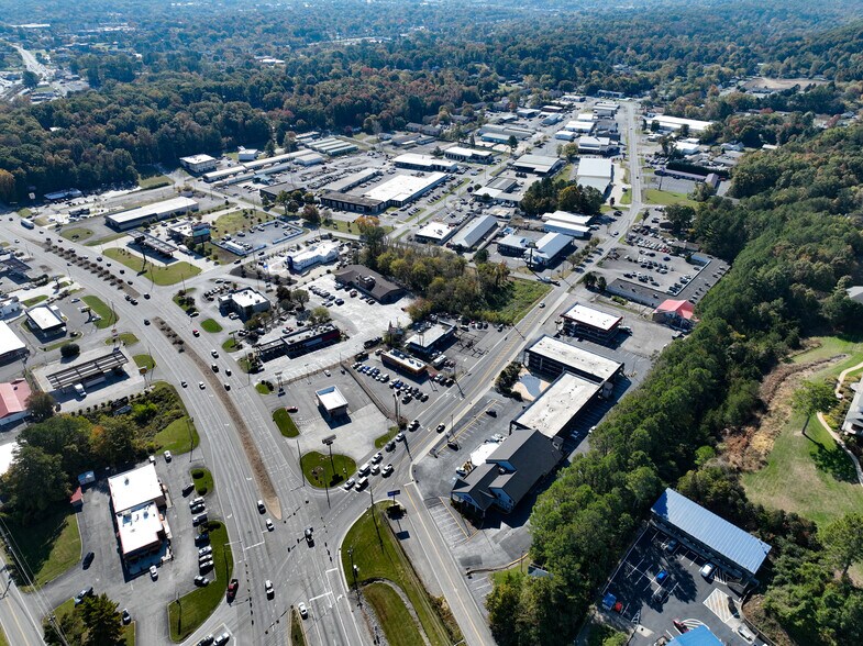 More Photos Of 2595 Georgetown Rd, Cleveland Hotel For Sale