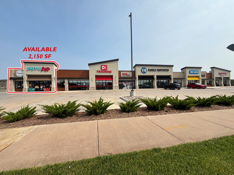More Photos Of 3801 N Ridge Rd, Wichita Storefront For Lease