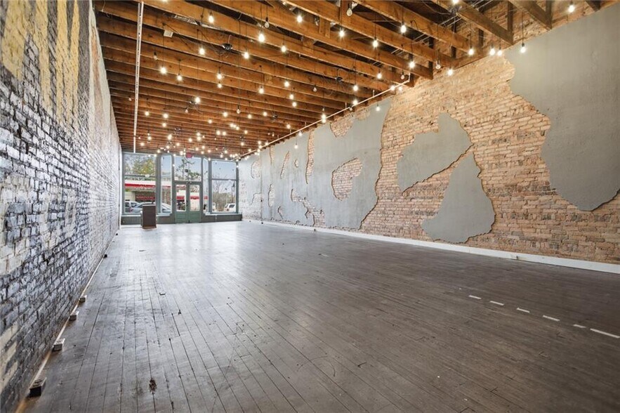 More Photos Of 230 E Main St, Walhalla Office For Sale